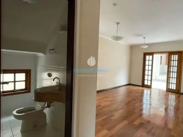 Casa com 300m² 3 quartos e 2 banheiros, à venda, no bairro Jardim San Marino em São José dos Campos