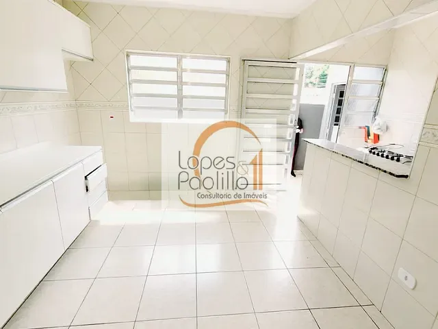 Casa com 246m² 3 quartos e 3 banheiros, para alugar, no bairro Atibaia Jardim em Atibaia