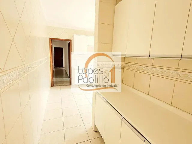 Casa com 246m² 3 quartos e 3 banheiros, para alugar, no bairro Atibaia Jardim em Atibaia