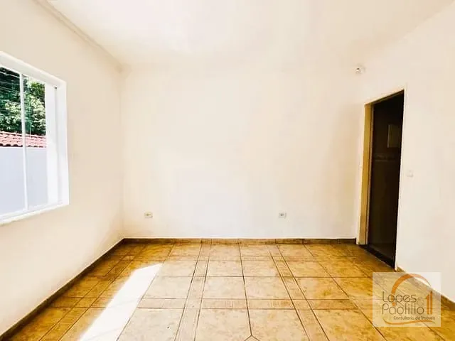 Casa com 246m² 3 quartos e 3 banheiros, para alugar, no bairro Atibaia Jardim em Atibaia