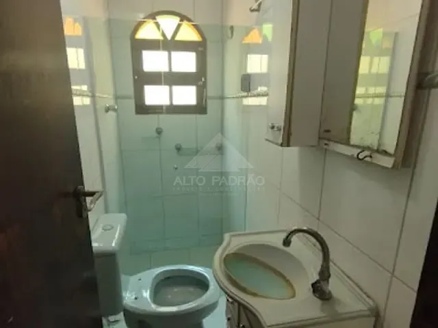 Casa com 120m² 3 quartos e 2 banheiros, para alugar, no bairro Parque das Américas em Mauá