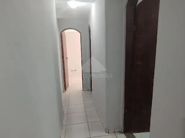 Casa com 120m² 3 quartos e 2 banheiros, para alugar, no bairro Parque das Américas em Mauá