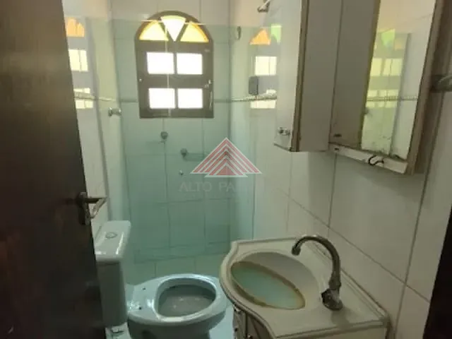 Casa com 120m² 3 quartos e 2 banheiros, para alugar, no bairro Parque das Américas em Mauá