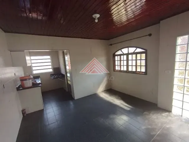 Casa com 120m² 3 quartos e 2 banheiros, para alugar, no bairro Parque das Américas em Mauá