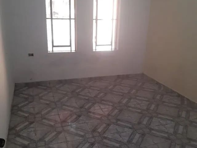 Casa 3 quartos e 1 banheiro, à venda, no bairro Jardim Bela Vista em Taubaté