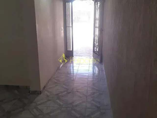 Casa 3 quartos e 1 banheiro, à venda, no bairro Jardim Bela Vista em Taubaté