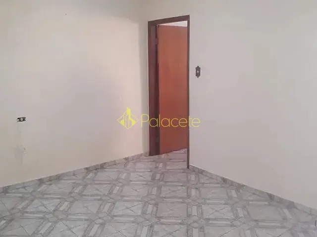 Casa 3 quartos e 1 banheiro, à venda, no bairro Jardim Bela Vista em Taubaté