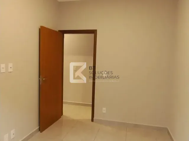 Casa com 150m² 3 quartos e 2 banheiros, à venda, no bairro Jardim Monte Carlo em Indaiatuba