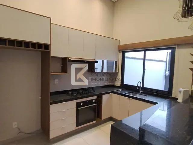 Casa com 150m² 3 quartos e 2 banheiros, à venda, no bairro Jardim Monte Carlo em Indaiatuba
