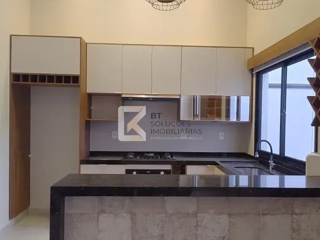 Casa com 150m² 3 quartos e 2 banheiros, à venda, no bairro Jardim Monte Carlo em Indaiatuba