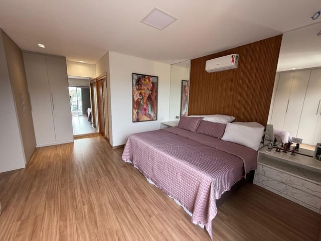 Casa com 450m² 3 quartos e 4 banheiros, à venda ou para alugar, no bairro Condomínio Residencial Alphaville em São José dos Campos