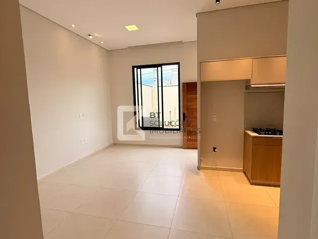 Casa com 150m² 2 quartos e 2 banheiros, à venda, no bairro Jardim Bom Sucesso em Indaiatuba