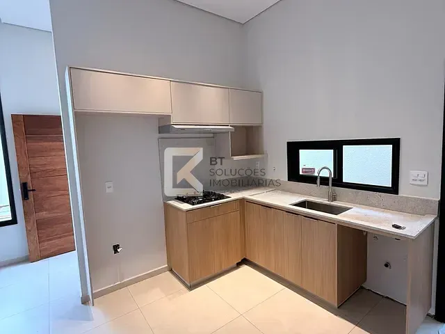 Casa com 150m² 2 quartos e 2 banheiros, à venda, no bairro Jardim Bom Sucesso em Indaiatuba