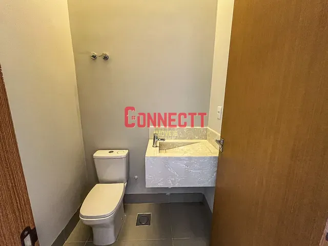 Casa com 255m² 3 quartos e 5 banheiros, à venda ou para alugar, no bairro Conjunto Residencial Jose Said Sobrinho em Ribeirão Preto