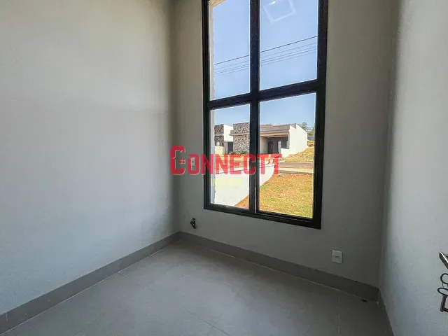 Casa com 255m² 3 quartos e 5 banheiros, à venda ou para alugar, no bairro Conjunto Residencial Jose Said Sobrinho em Ribeirão Preto