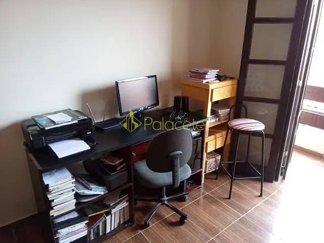 Casa com 172m² 3 quartos e 2 banheiros, à venda, no bairro Residencial e Comercial Cidade Morumbi em Pindamonhangaba