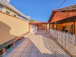 Foto do Casa-Casa tipo para venda em Vila Guilhermina com 3 quartos, sendo 1 suíte, 241m²