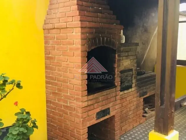 Casa com 315m² 3 quartos e 1 banheiro, à venda, no bairro Jardim Itapark Velho em Mauá