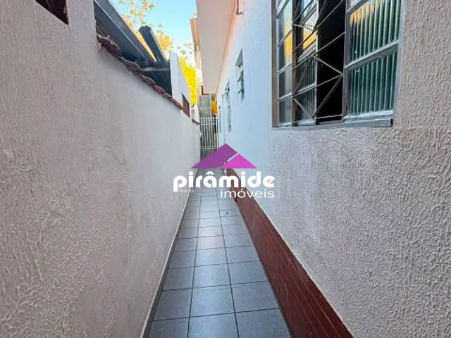 Casa com 120m² 3 quartos e 2 banheiros, para alugar, no bairro Jardim Telespark em São José dos Campos