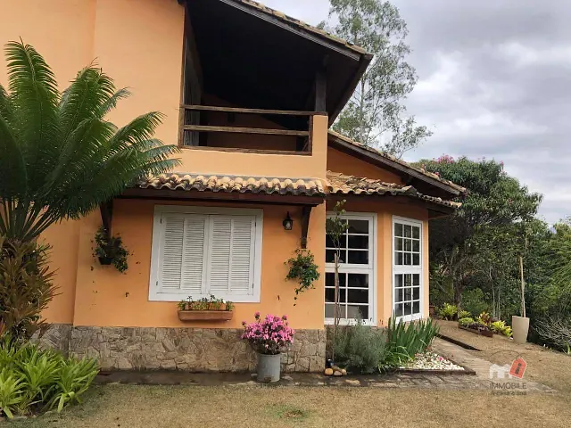 Casa com 1122m² 4 quartos e 3 banheiros, à venda, no bairro Cuiabá em Petrópolis