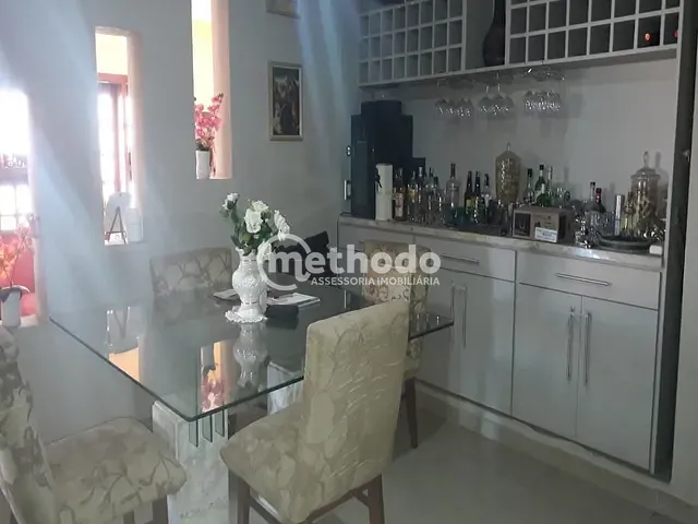 Casa com 1040m² 5 quartos e 6 banheiros, à venda, no bairro Parque Taquaral em Campinas