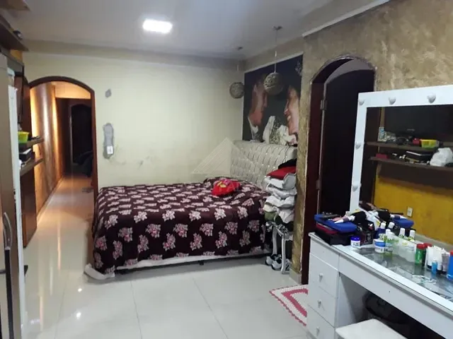 Casa com 125m² 3 quartos e 3 banheiros, à venda, no bairro Jardim Nilza Miranda em Mauá
