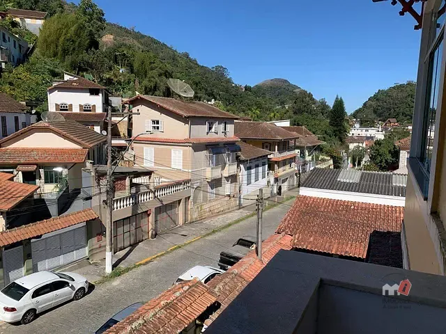 Casa à venda, no bairro Centro em Petrópolis