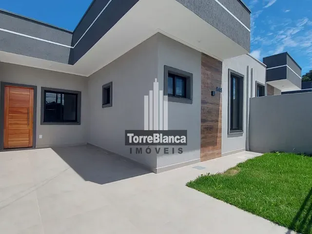 Casa com 105m² 3 quartos e 2 banheiros, à venda, no bairro Uvaranas em Ponta Grossa
