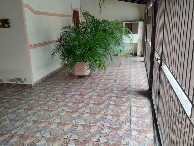 Casa com 300m², à venda, no bairro Crispim em Pindamonhangaba
