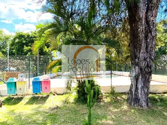 Casa com 758m² 3 quartos e 2 banheiros, à venda, no bairro Vila Thais em Atibaia