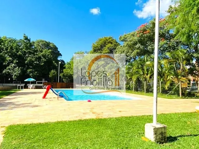 Casa com 758m² 3 quartos e 2 banheiros, à venda, no bairro Vila Thais em Atibaia