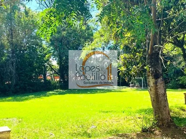 Casa com 758m² 3 quartos e 2 banheiros, à venda, no bairro Vila Thais em Atibaia