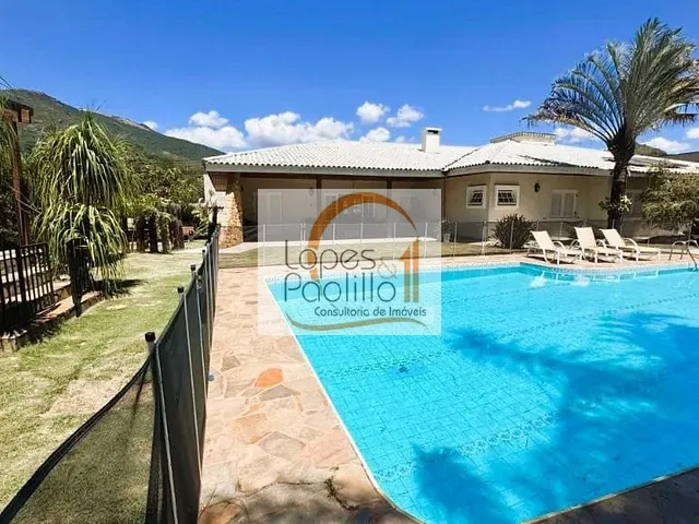 Casa com 1853m² 7 quartos e 7 banheiros, à venda, no bairro Jardim Flamboyant-B em Atibaia