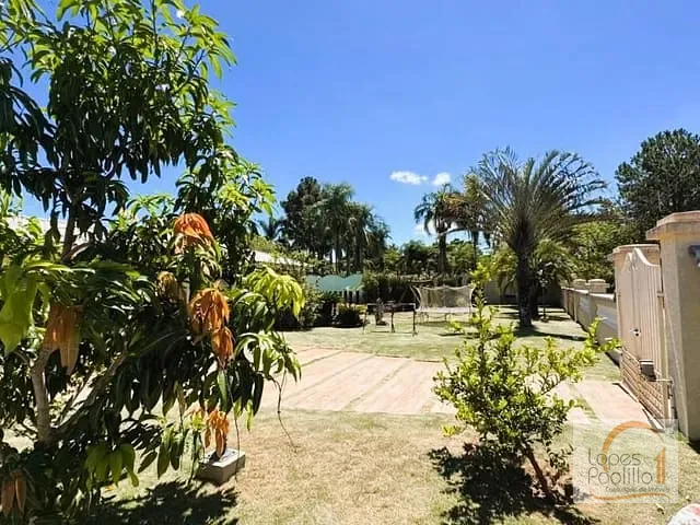 Casa com 1853m² 7 quartos e 7 banheiros, à venda, no bairro Jardim Flamboyant-B em Atibaia