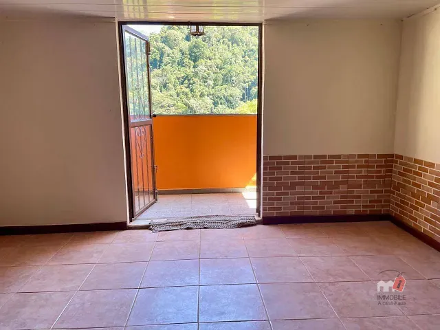 Casa 1 quarto e 1 banheiro, para alugar, no bairro Centro em Petrópolis