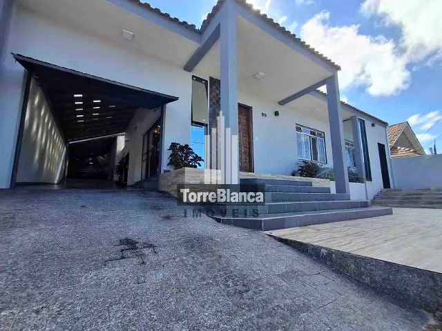Casa com 462m² 3 quartos e 4 banheiros, à venda ou para alugar, no bairro Uvaranas em Ponta Grossa