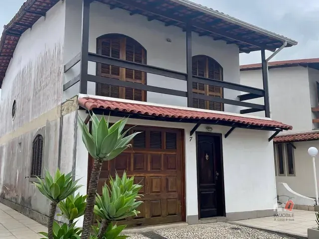 Casa 4 quartos e 3 banheiros, à venda, no bairro Independência em Petrópolis