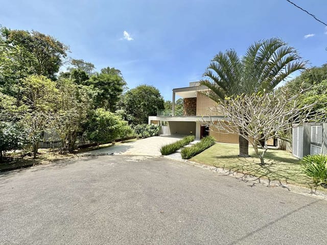 Casa com 572m² 5 quartos e 5 banheiros, à venda, no bairro Jardim do Golf I em Jandira