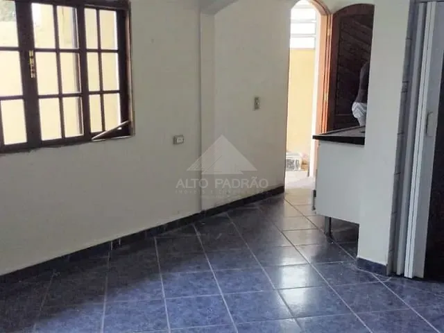 Casa com 200m² 4 quartos e 2 banheiros, à venda, no bairro Jardim Miranda D Aviz em Mauá