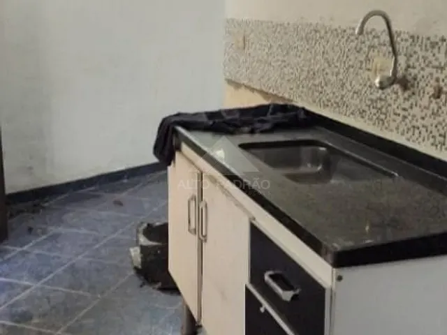 Casa com 200m² 4 quartos e 2 banheiros, à venda, no bairro Jardim Miranda D Aviz em Mauá