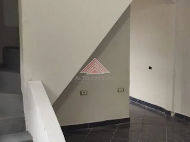 Casa com 200m² 4 quartos e 2 banheiros, à venda, no bairro Jardim Miranda D Aviz em Mauá