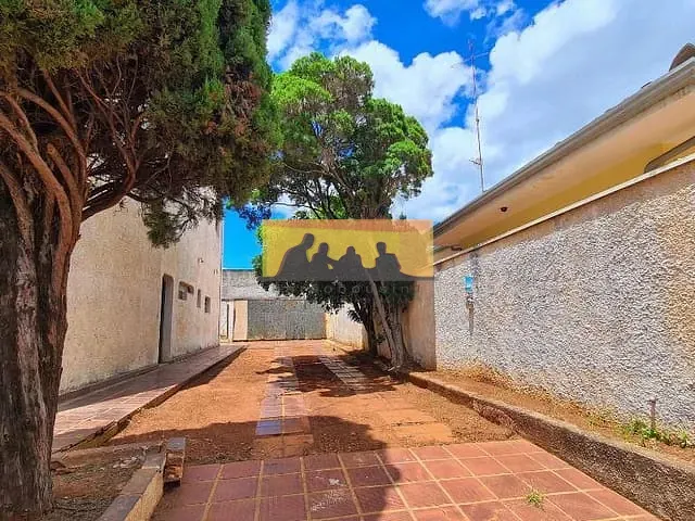Casa com 450m² 3 quartos e 3 banheiros, para alugar, no bairro Cidade Universitária em Campinas
