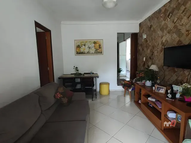 Casa 3 quartos e 2 banheiros, à venda, no bairro Morin em Petrópolis