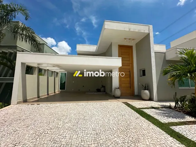 Casa com 400m² 3 quartos e 5 banheiros, à venda ou para alugar, no bairro Parque das Quaresmeiras em Campinas