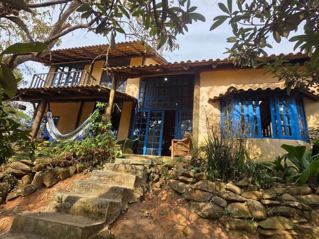 Casa com 1500m² 3 quartos e 5 banheiros, à venda, no bairro Portal Roselândia em Cotia