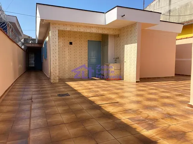 Casa com 310m² 5 quartos e 5 banheiros, à venda, no bairro Cidade Líder em São Paulo