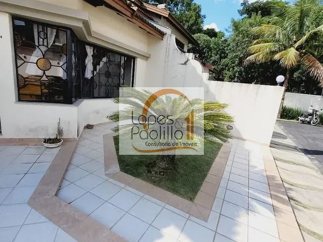 Casa com 180m² 3 quartos e 5 banheiros, para alugar, no bairro Vila Santista em Atibaia
