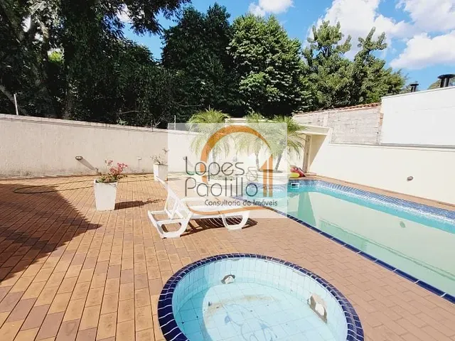 Casa com 180m² 3 quartos e 5 banheiros, para alugar, no bairro Vila Santista em Atibaia
