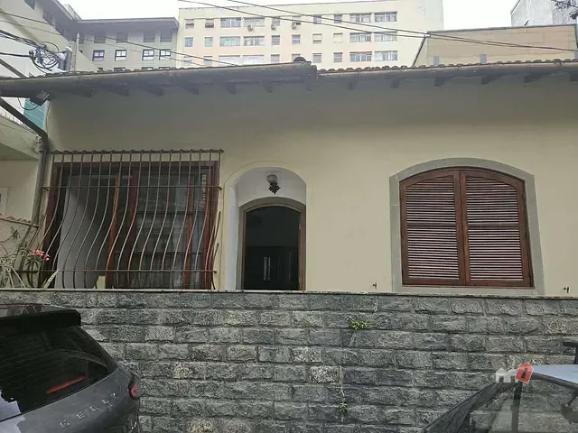 Casa 2 quartos e 1 banheiro, para alugar, no bairro Centro em Petrópolis