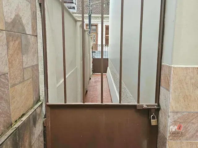 Casa 2 quartos e 1 banheiro, para alugar, no bairro Centro em Petrópolis